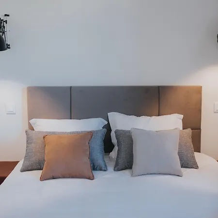 O Cantinho Dos Cabrais