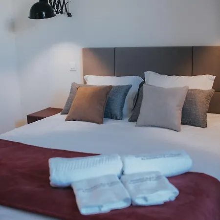 O Cantinho Dos Cabrais