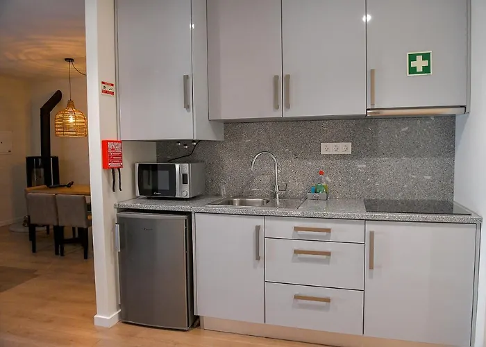 O Cantinho Dos Cabrais ゲストハウス Inguias